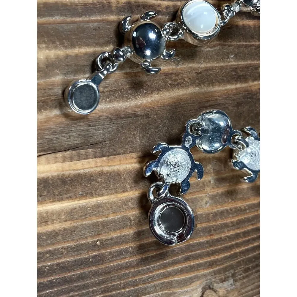 Unbranded moonstone turtle